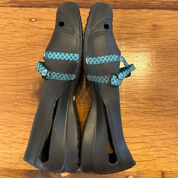 Capelli New York Rubberized Ballet Flats Polka Dot Straps Women’s Shoes Sz 8 - Picture 3 of 7